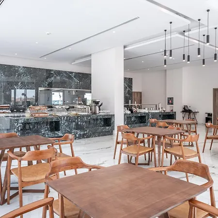 Üdülőközpont Grand Elis & 5*