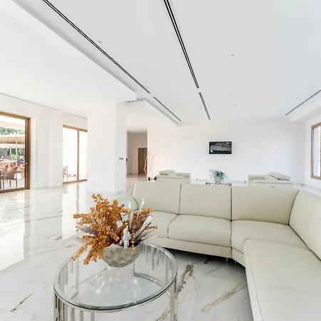 Üdülőközpont Grand Elis & 5*