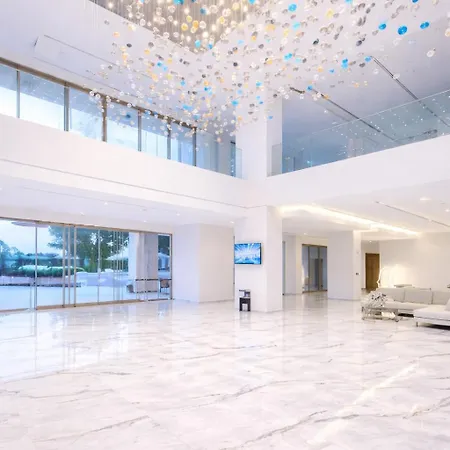 Grand Elis & 5* Kurúta