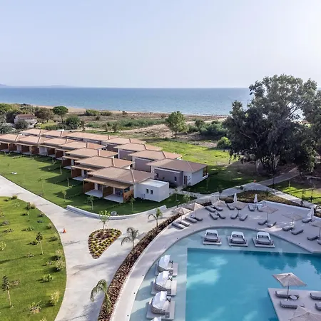 Grand Elis & Semesteranläggning (resort)