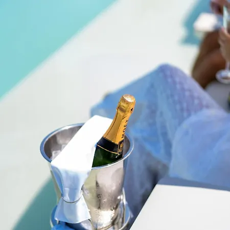 Grand Elis & Semesteranläggning (resort)